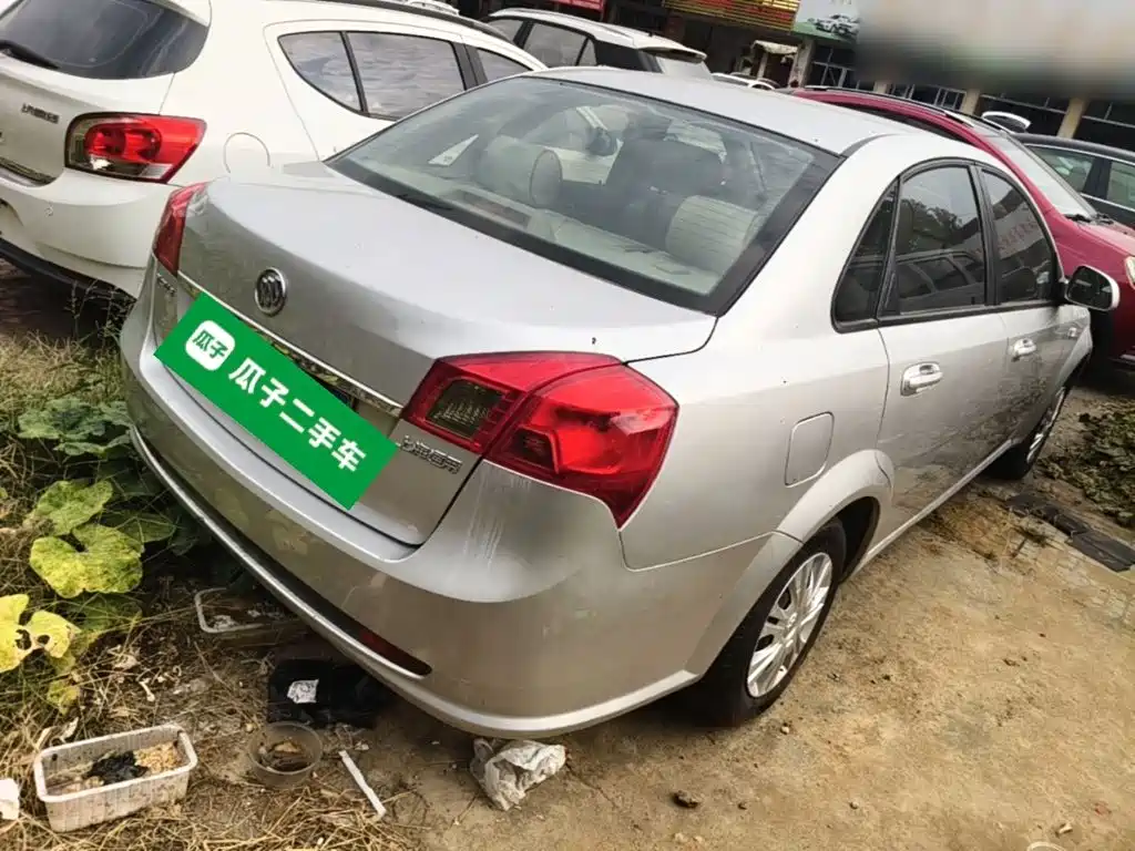 Buick Excelle — миниатюра 7