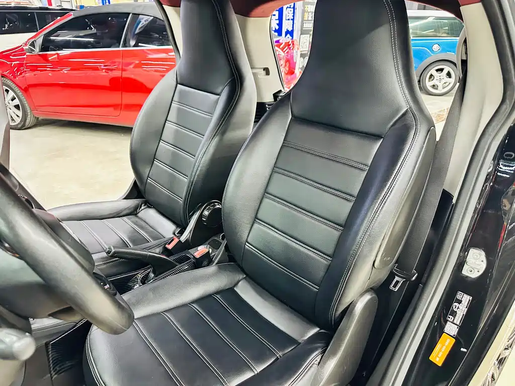 smart Smart Fortwo — миниатюра 18
