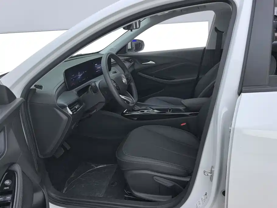 Buick Verano — миниатюра 9