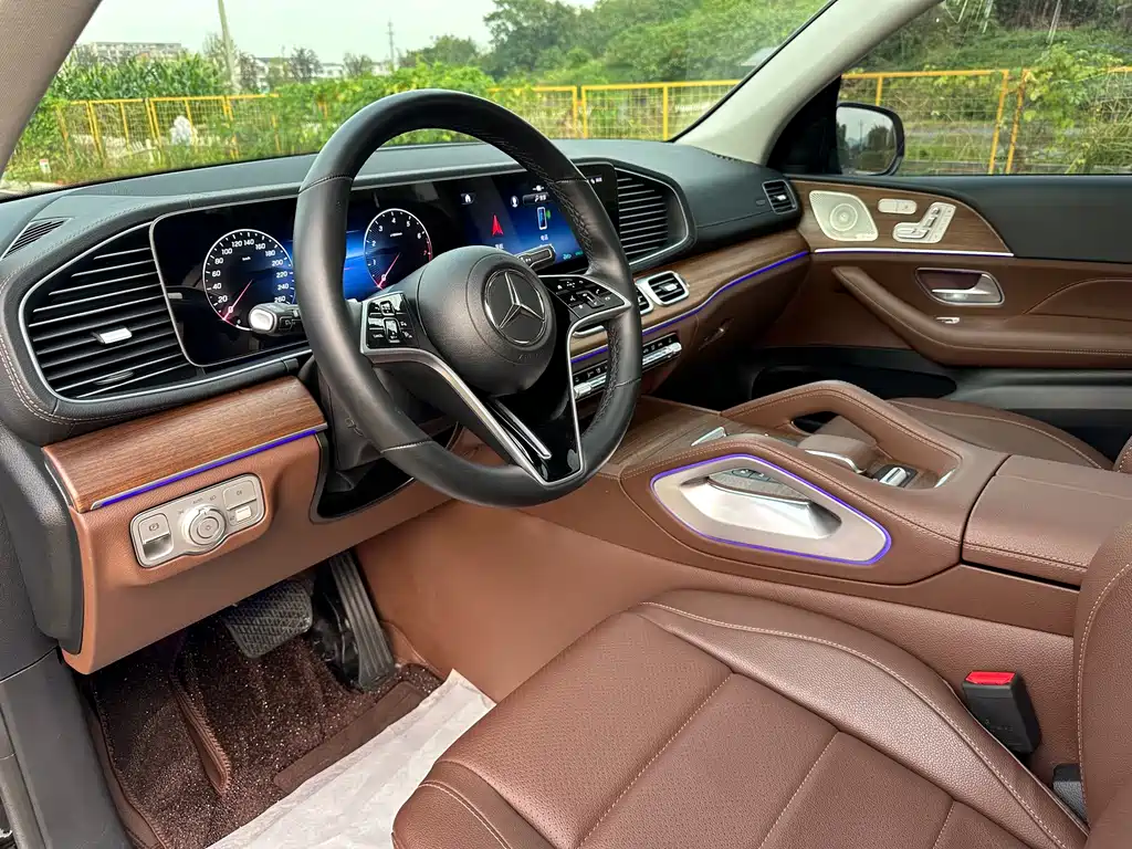 Mercedes-Benz GLE (Import) — миниатюра 6