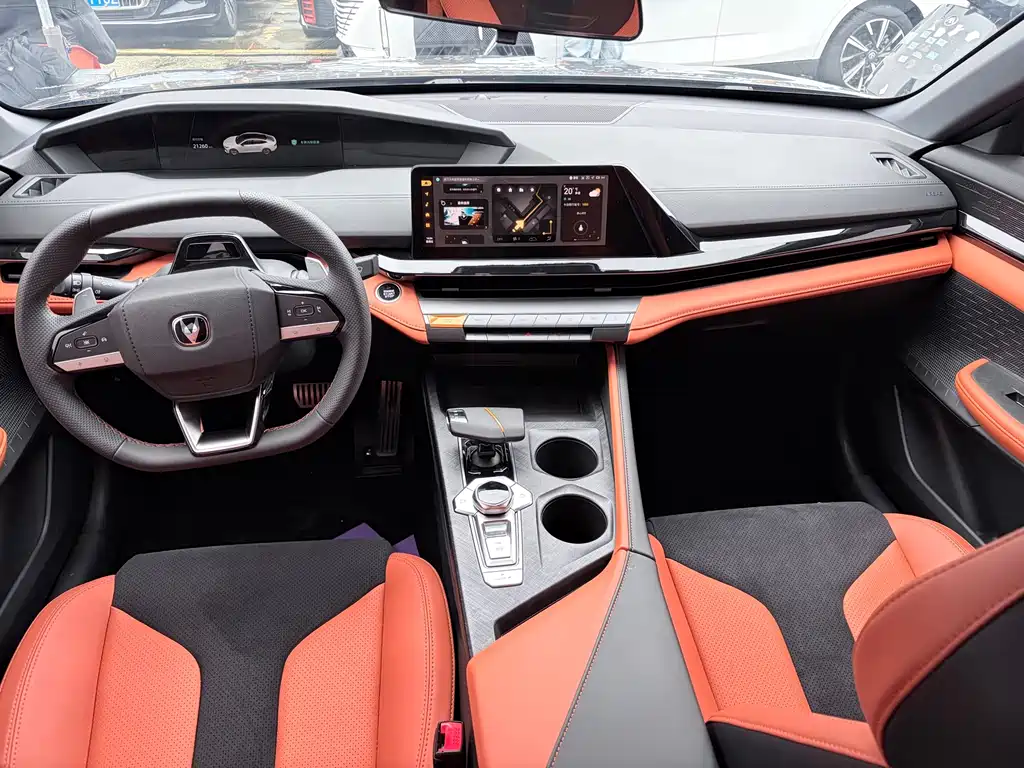 Changan UNI-V — миниатюра 11