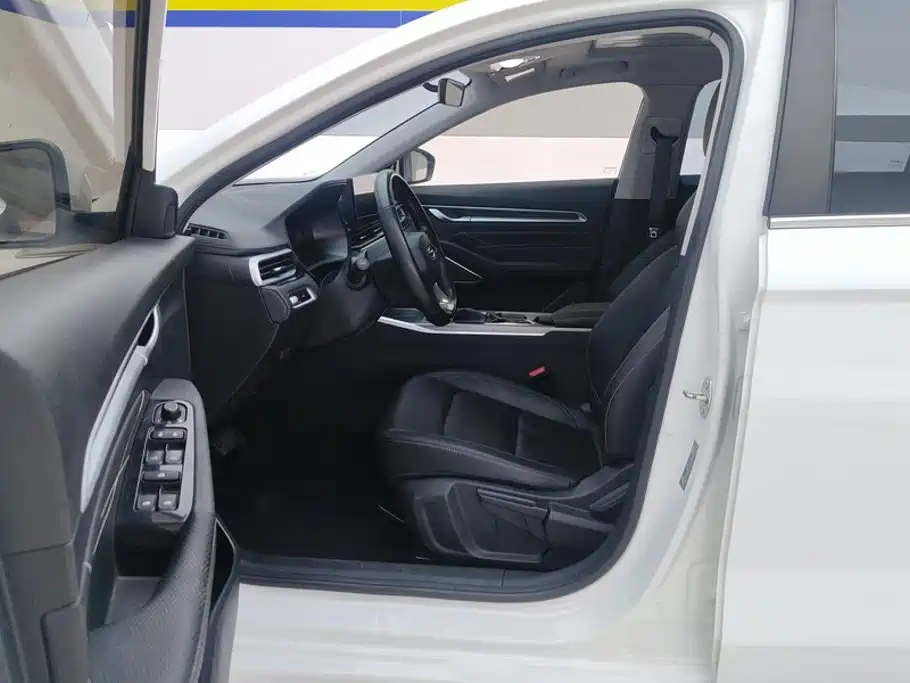Geely Emgrand — миниатюра 9