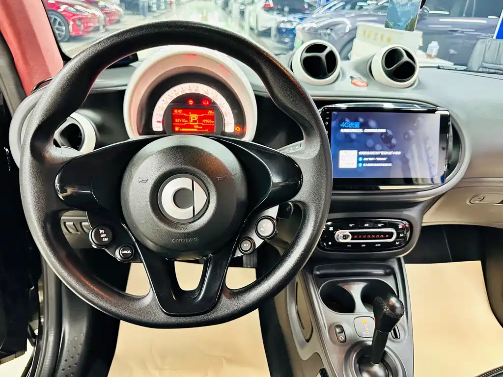 smart Smart Fortwo — миниатюра 40
