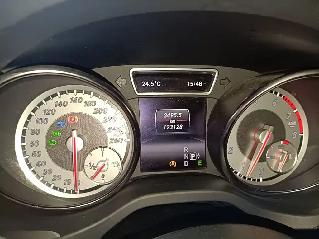 Mercedes-Benz CLA (Import) — миниатюра 12