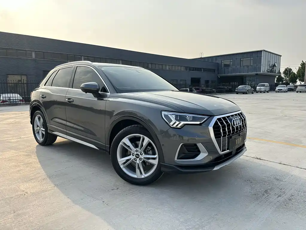 Audi Q3 2022 35 TFSI Fashion
