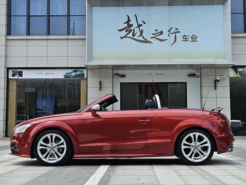 Audi TTS TTS Roadster 2.0TFSI quattro, фото 6