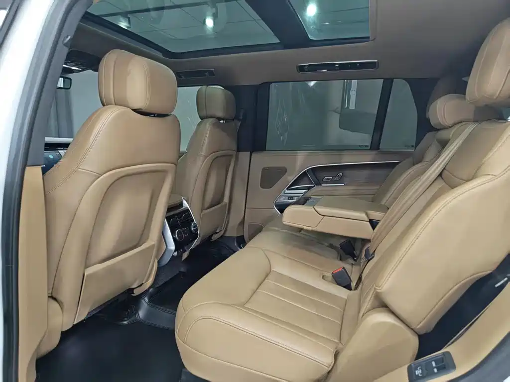 Land Rover Range Rover — миниатюра 5