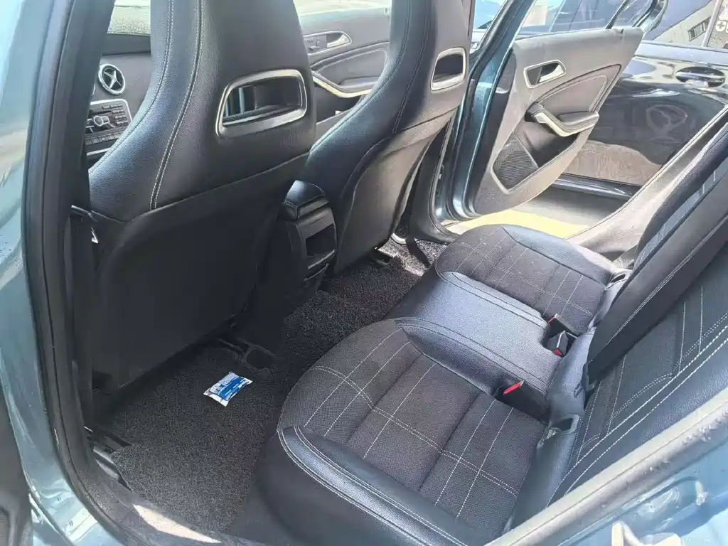 Mercedes-Benz A-Class (Import) — миниатюра 5
