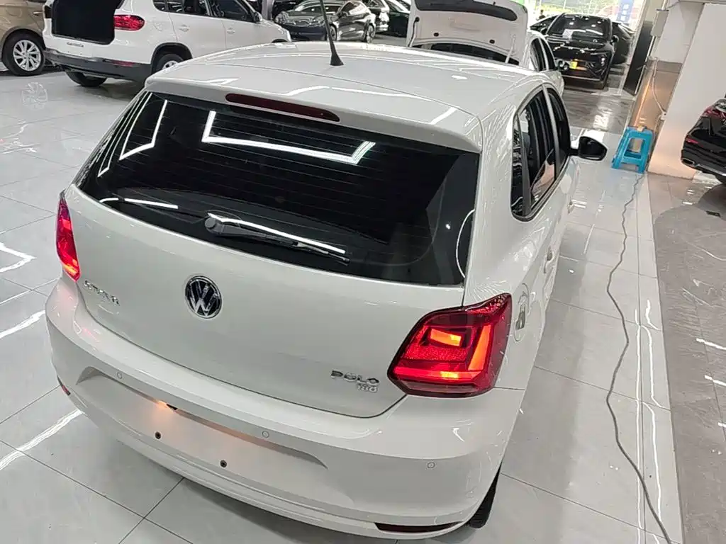 Volkswagen Polo — миниатюра 7