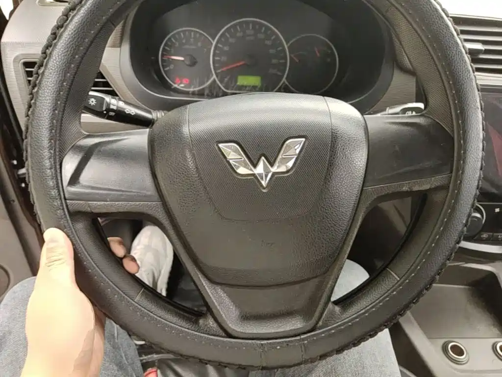 Wuling Hongguang — миниатюра 11
