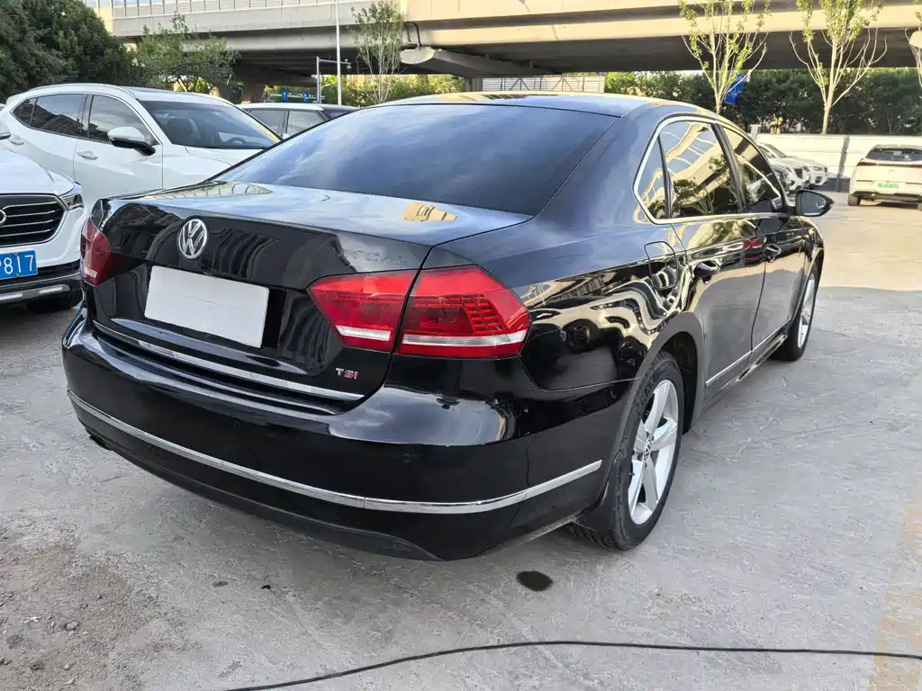 Volkswagen Passat 2013 1.8TSI DSG