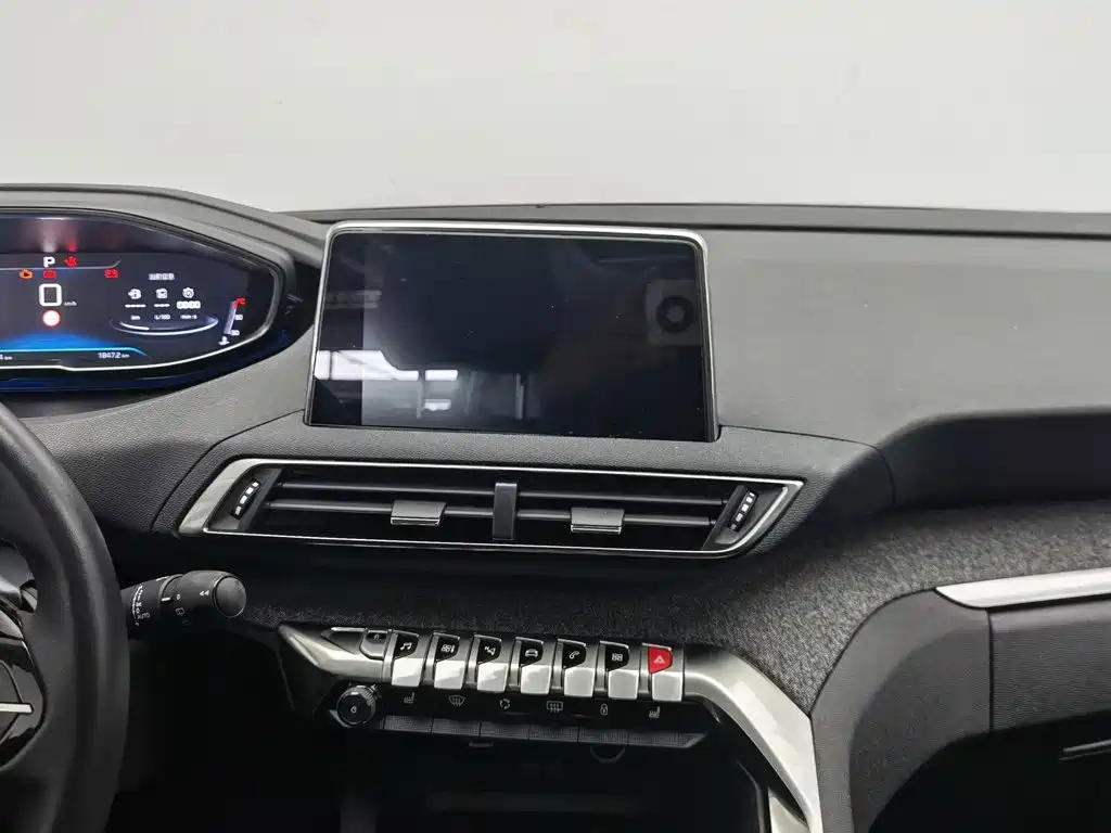 Peugeot 5008 — миниатюра 12
