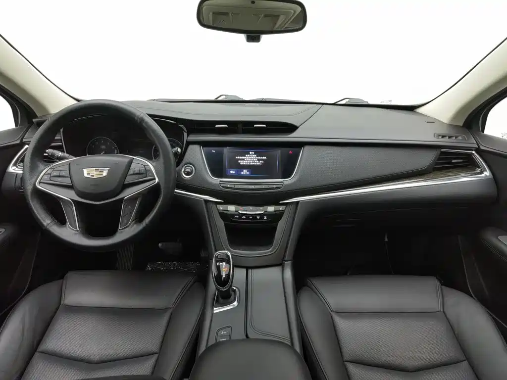 Cadillac XT5 — миниатюра 5