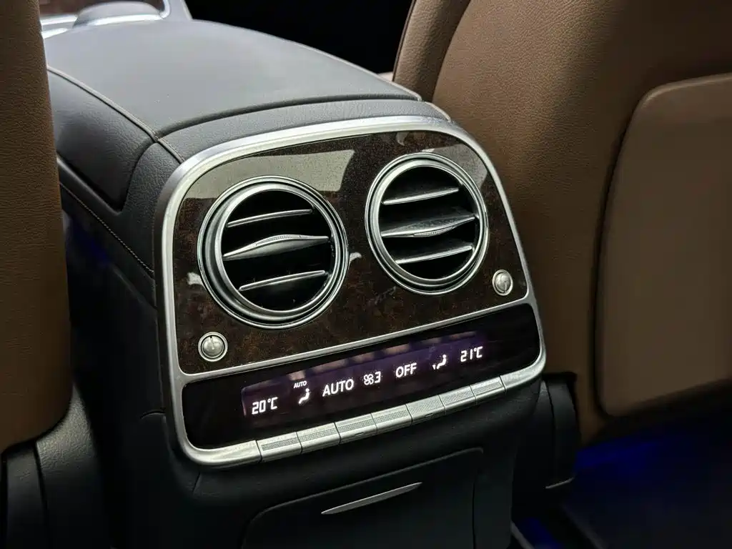 Mercedes-Benz S-Class — миниатюра 20