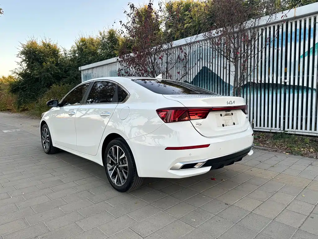 Kia K3 — миниатюра 8