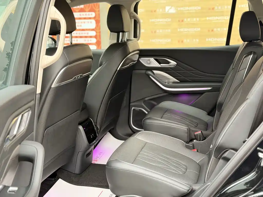 Hongqi Hongqi HS7 PHEV — миниатюра 14