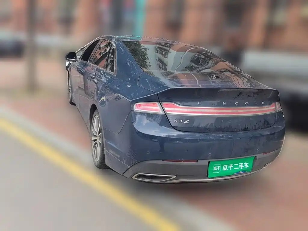 Lincoln MKZ — миниатюра 4