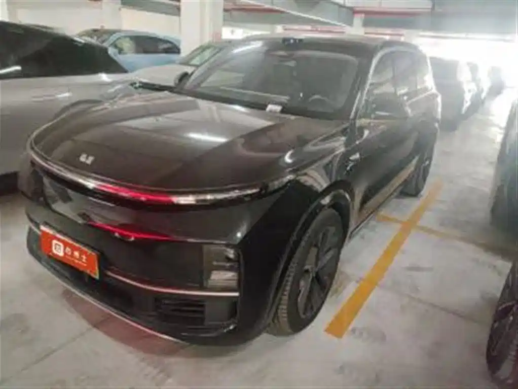 Li Auto Li L9 2025