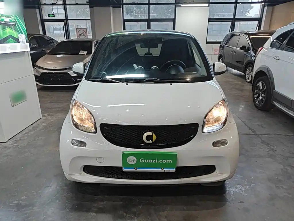 smart Smart Fortwo — миниатюра 3