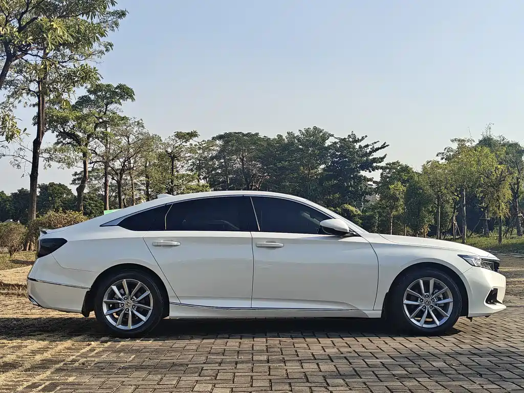 Honda Accord 2022 260TURBO Luxury