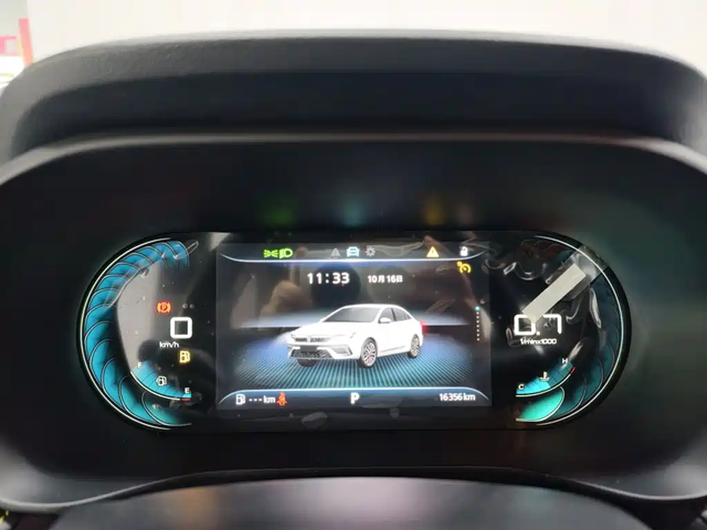 Roewe i5 — миниатюра 5