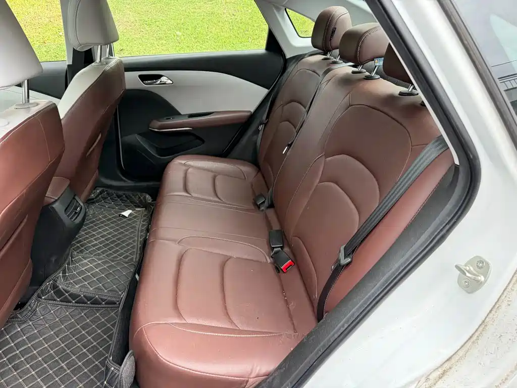 Chevrolet Monza — миниатюра 12
