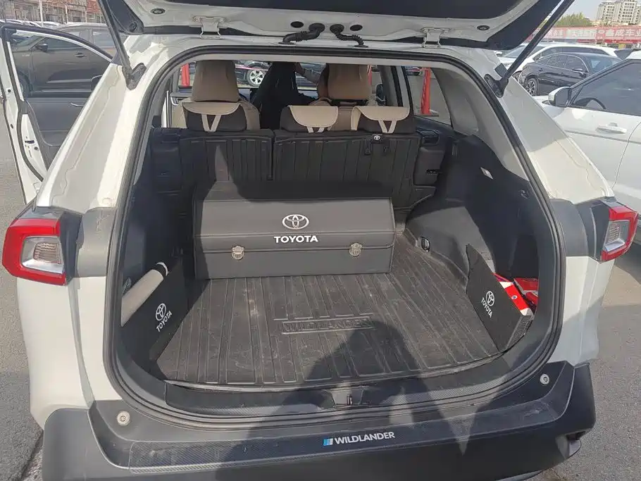 Toyota Wildlander — миниатюра 4