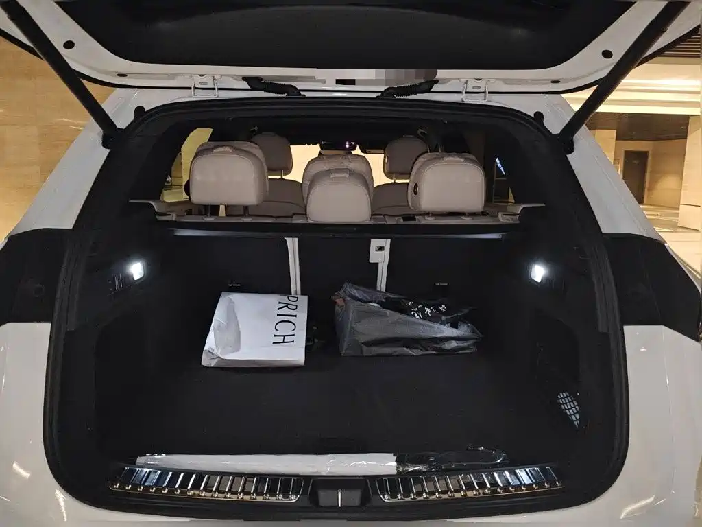 Li Auto Li L7 — миниатюра 10