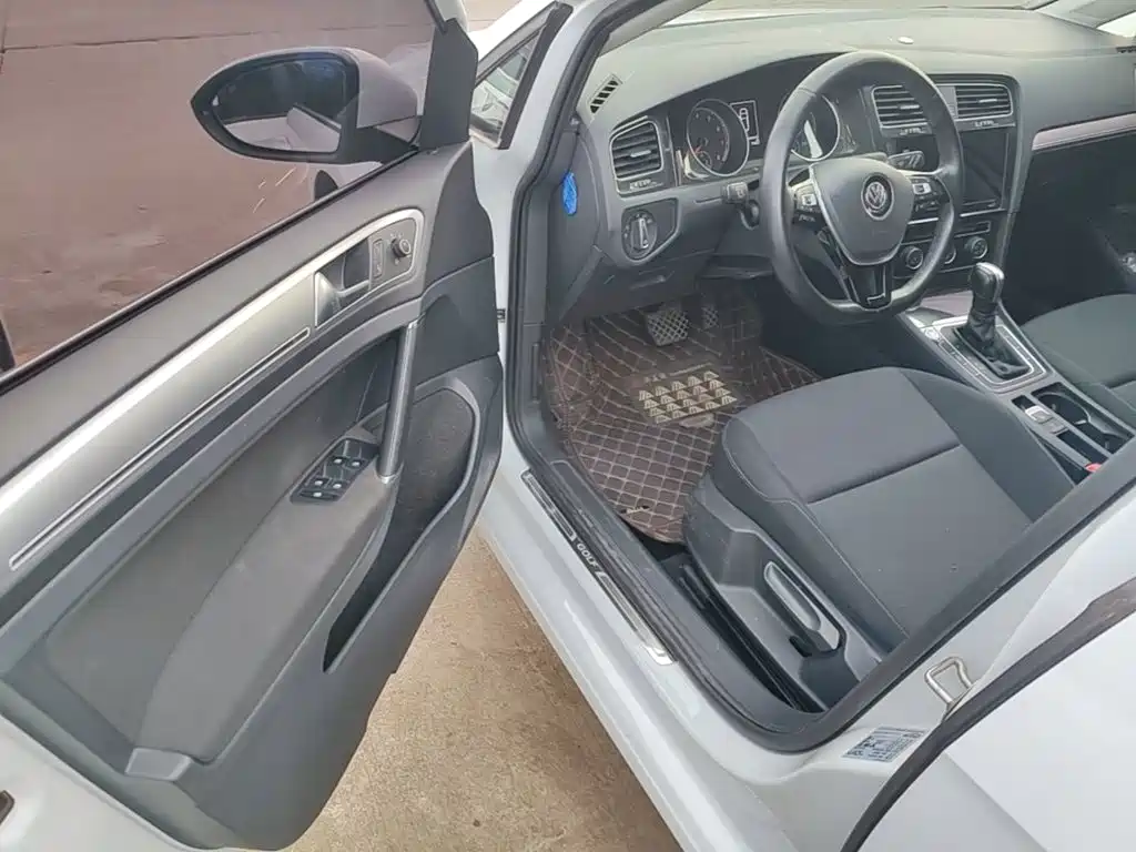 Volkswagen Golf — миниатюра 16