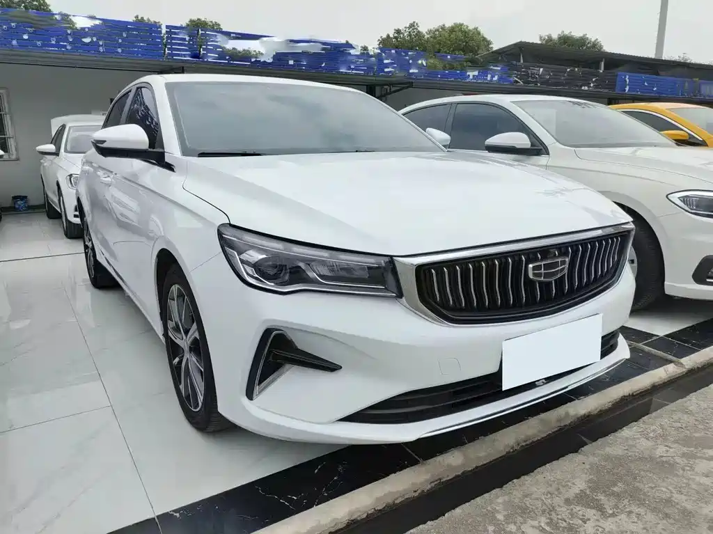 Geely Emgrand — миниатюра 3