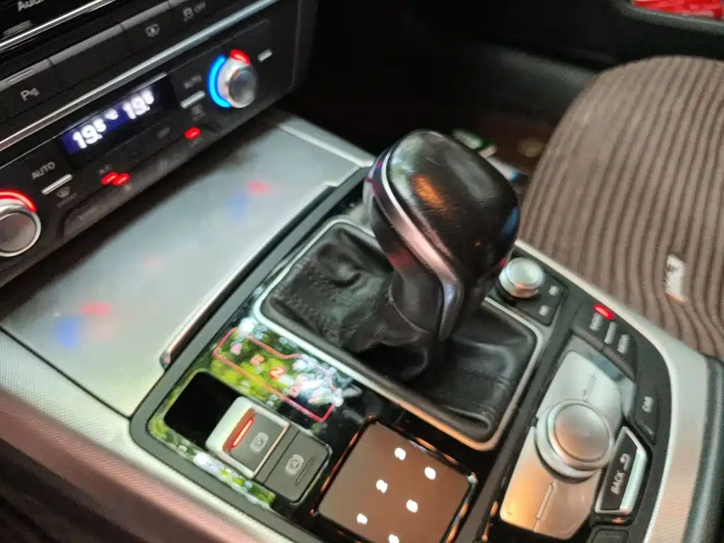 Audi A6L — миниатюра 15