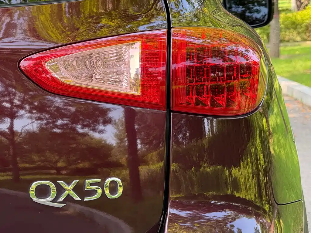 Infiniti QX50 (Import) — миниатюра 14
