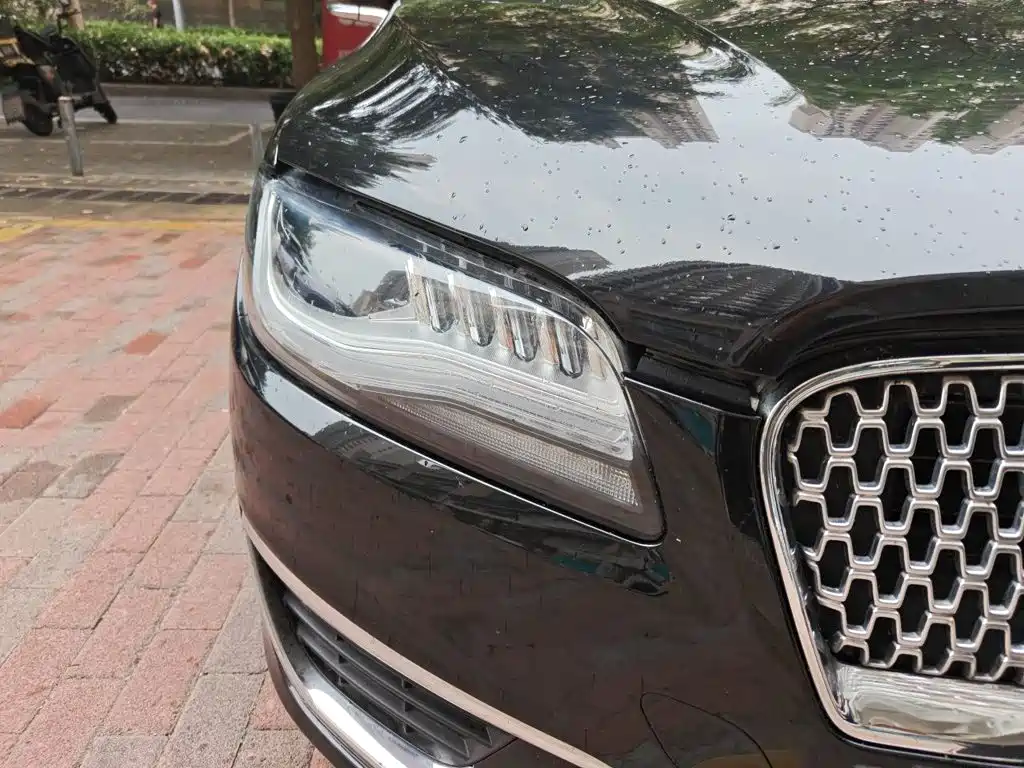 Lincoln MKZ — миниатюра 7