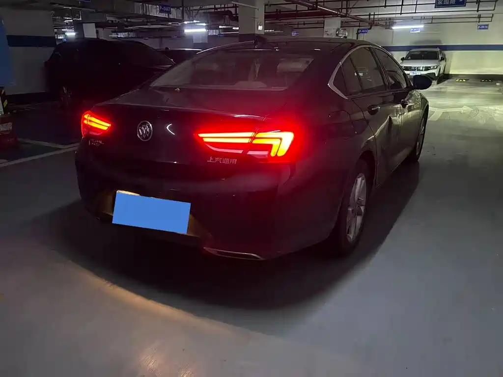 Buick Regal — миниатюра 8