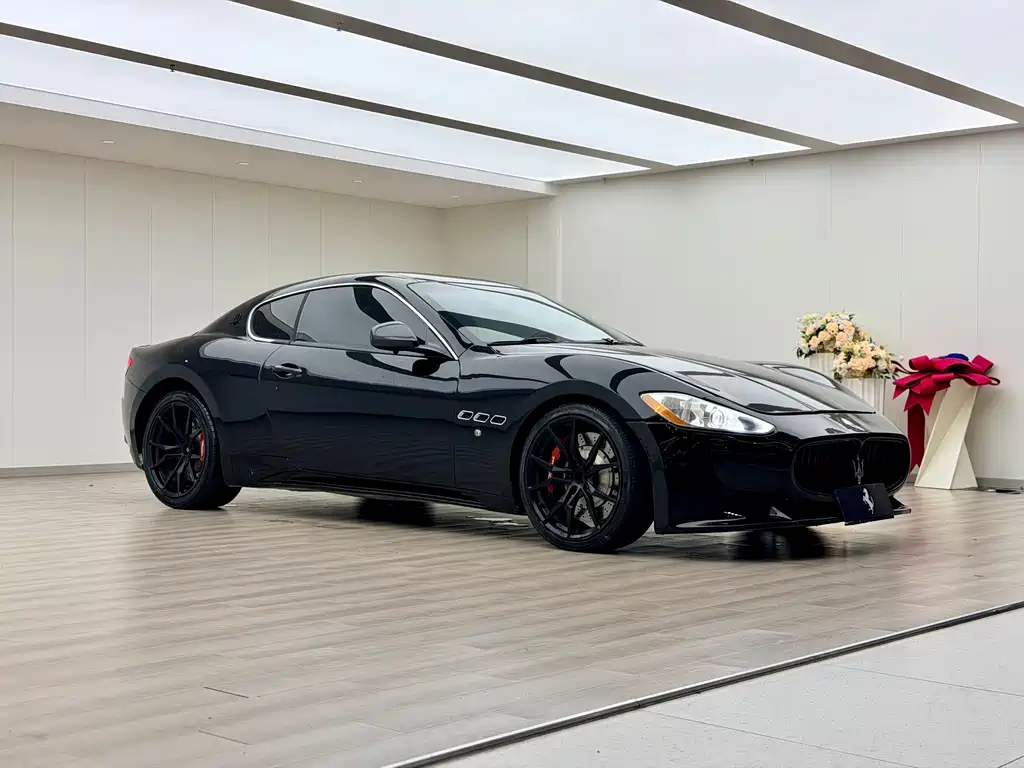 Maserati GranTurismo 2007 4.2L Standard