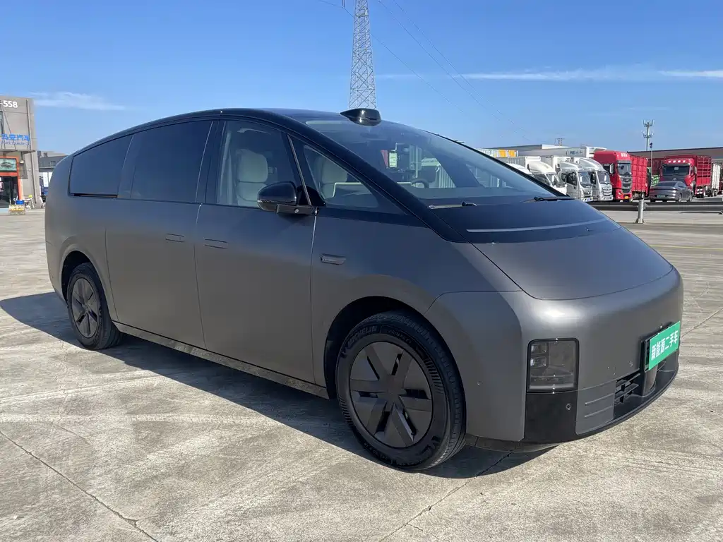 Li Auto Li MEGA — миниатюра 32