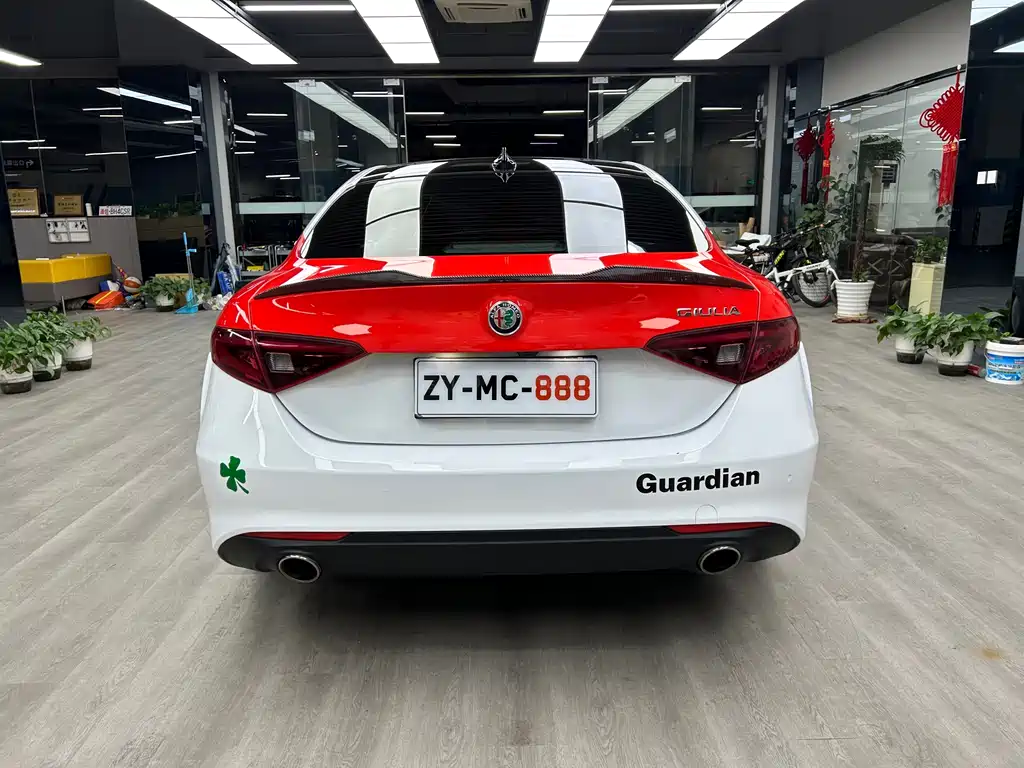 ALFA ROMEO GIULIA