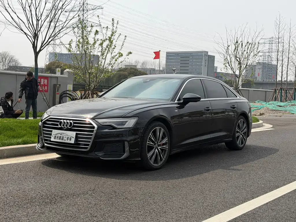 Audi A6L 2021