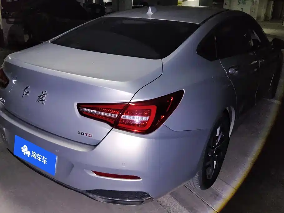 Hongqi Hongqi H5 — миниатюра 3