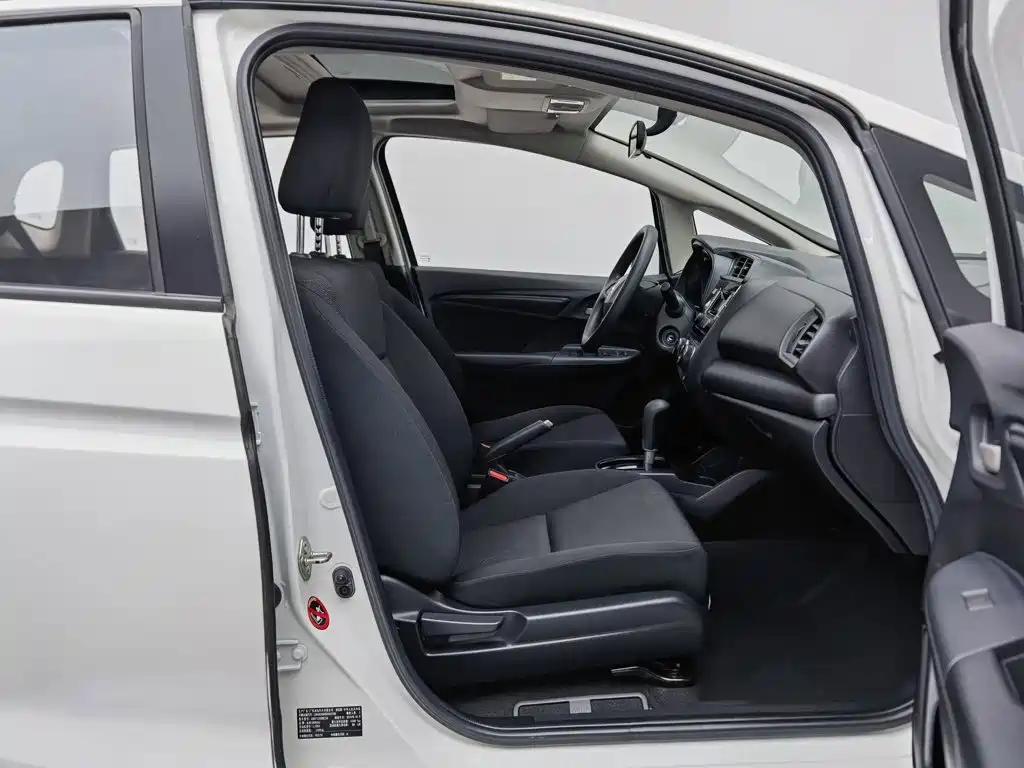 Honda Fit — миниатюра 23