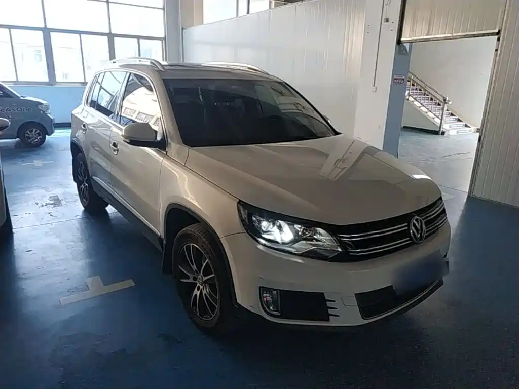 Volkswagen Tiguan — миниатюра 4