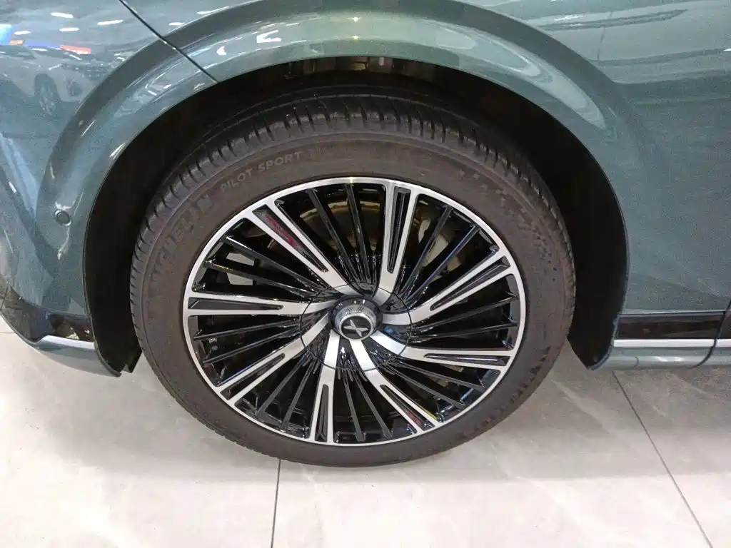 XPeng G9 — миниатюра 25