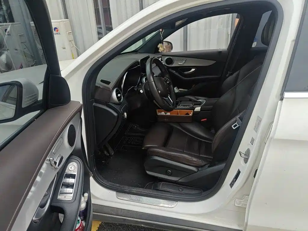 Mercedes-Benz GLC — миниатюра 12