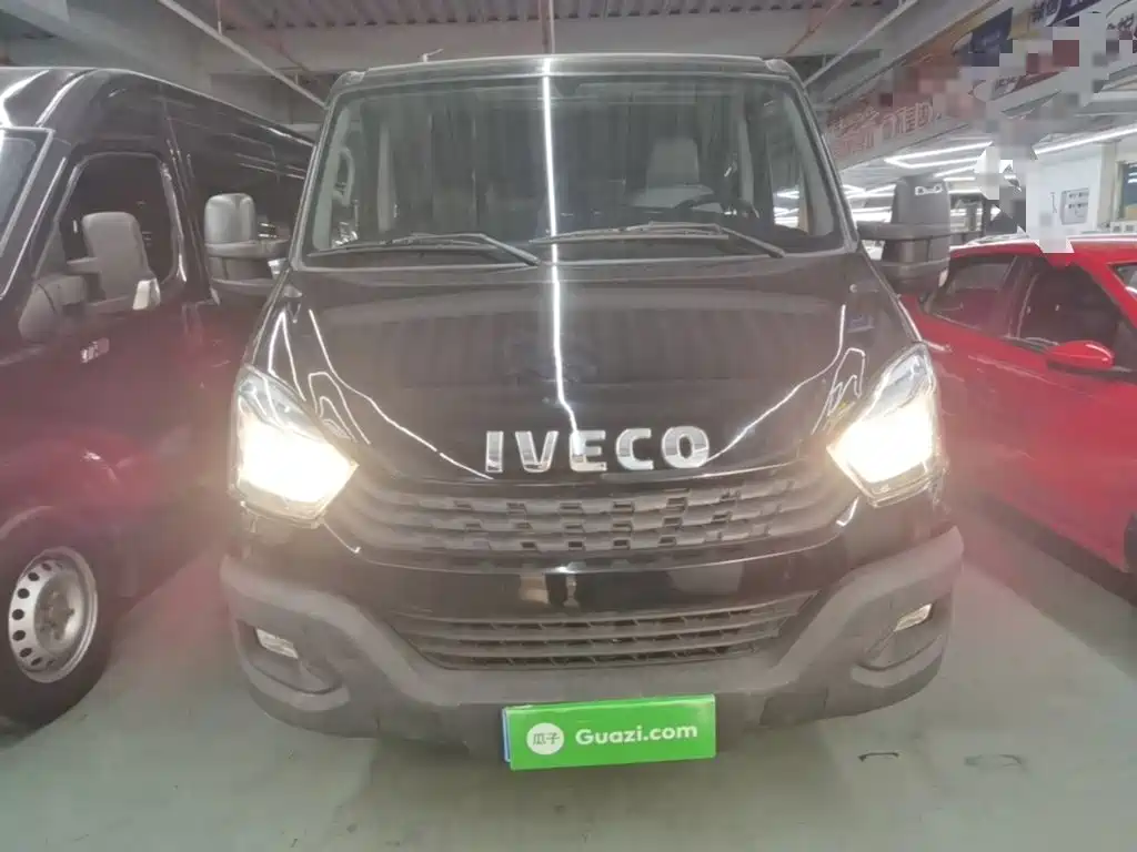 IVECO Ousheng — миниатюра 3