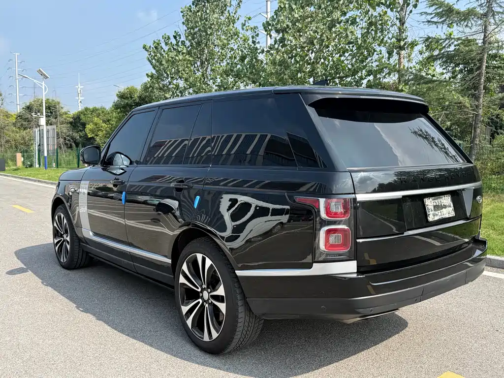 Land Rover Range Rover — миниатюра 5