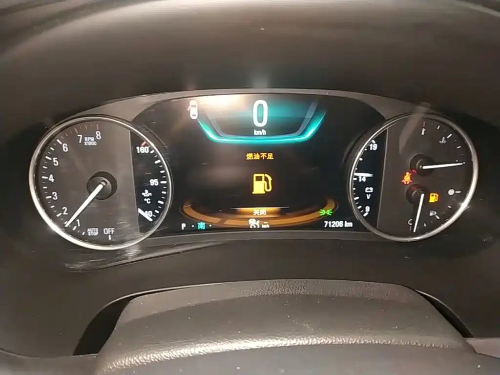 Buick LaCrosse — миниатюра 12
