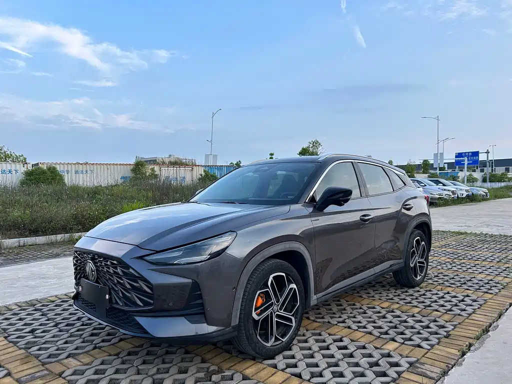 Mg MG ONE 2022