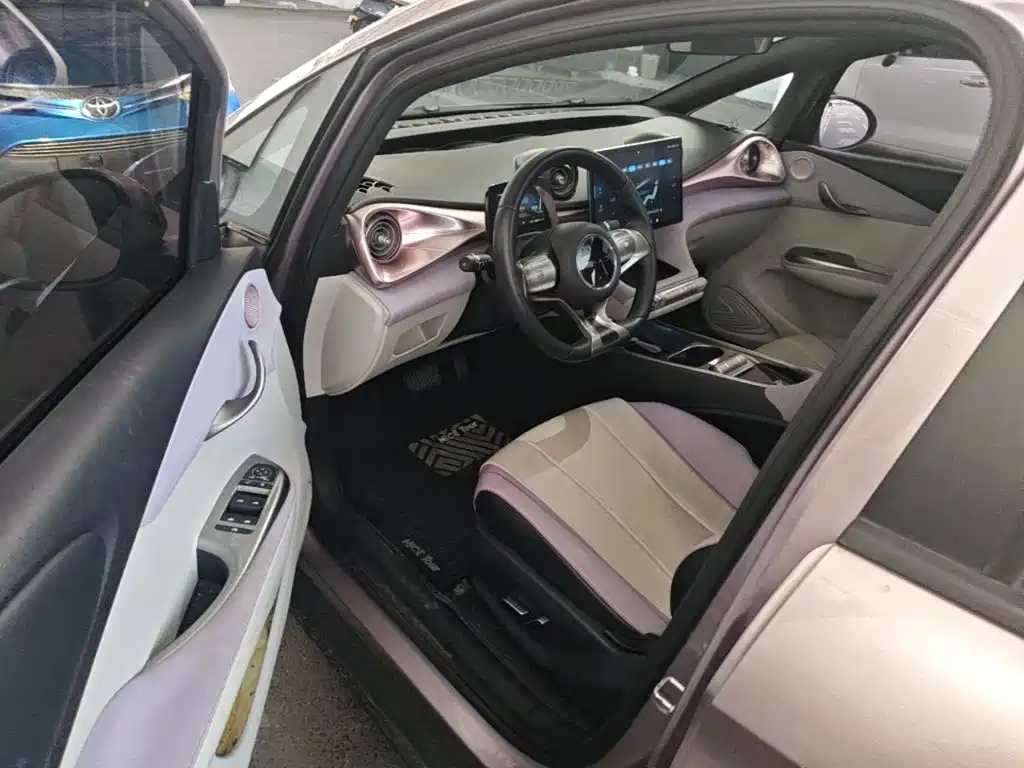 BYD Dolphin — миниатюра 16