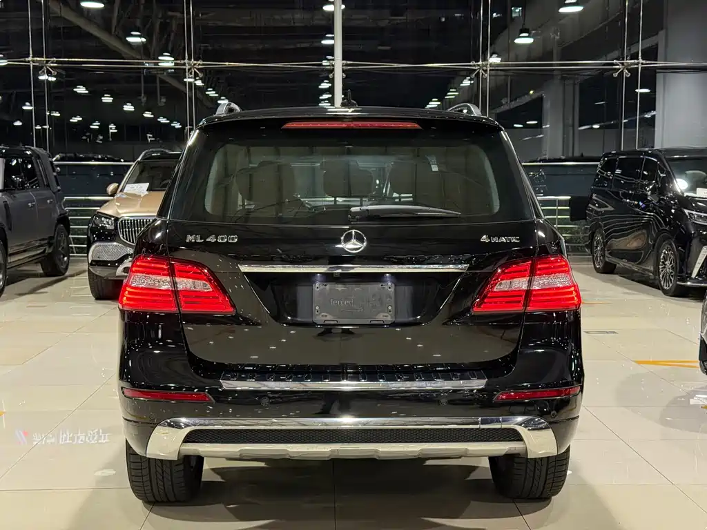 Mercedes-Benz M-Class — миниатюра 16