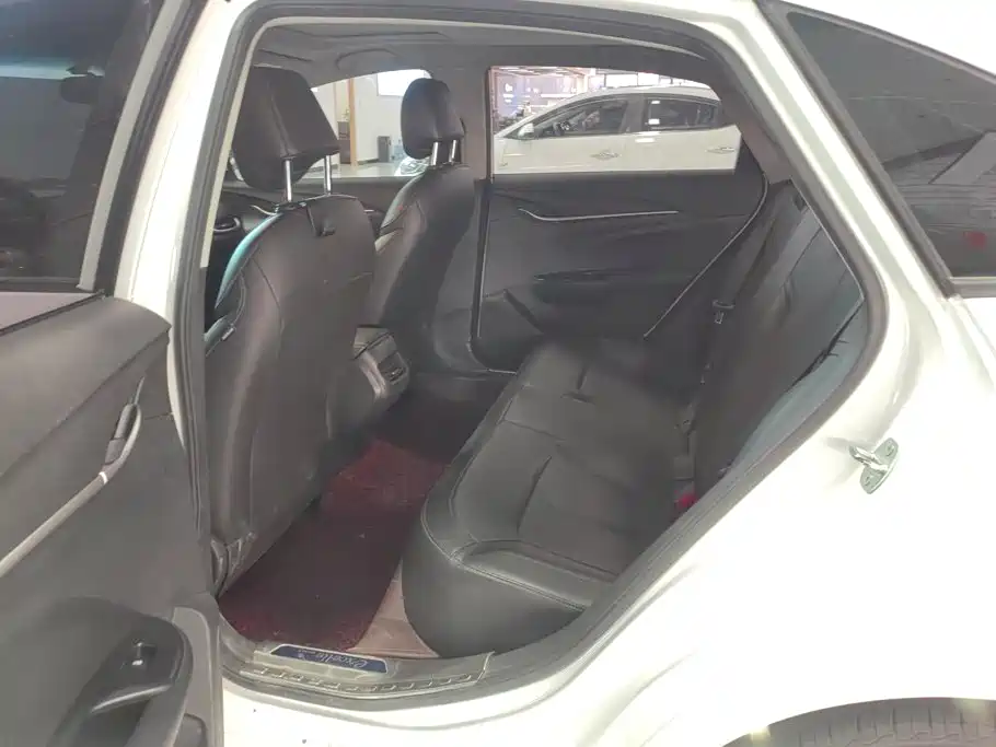 Buick Excelle — миниатюра 11